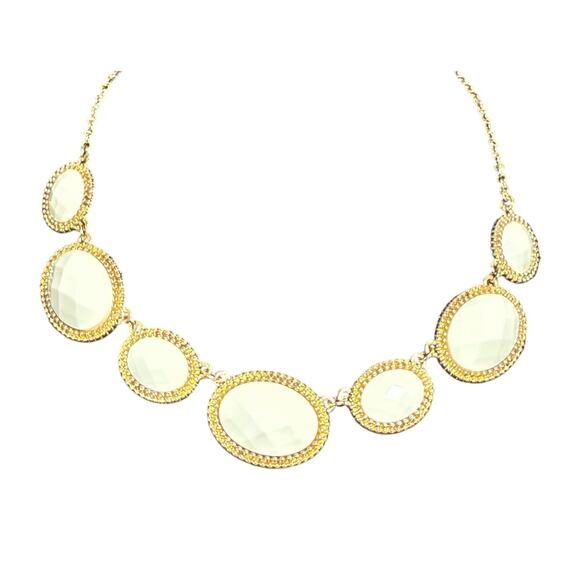 Monet Necklace & Earrings Set White Enamel Gold Tone Beveled Bead 10.5" Signed - Picture 2 of 11
